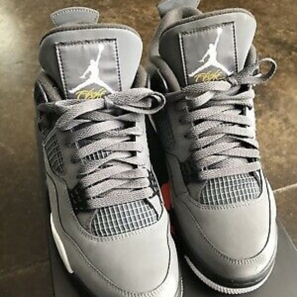 Jordan Retro 4 - Picture 2 of 3